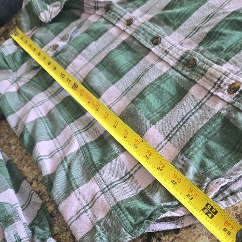 Carhartt Green and White Plaid Shirt - Picture 7 of 9